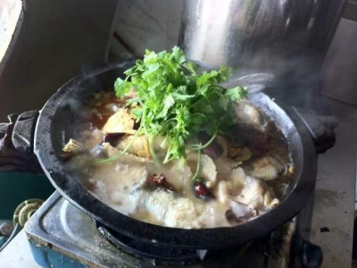 石锅鱼