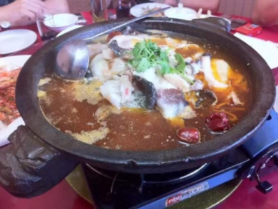 石锅鱼